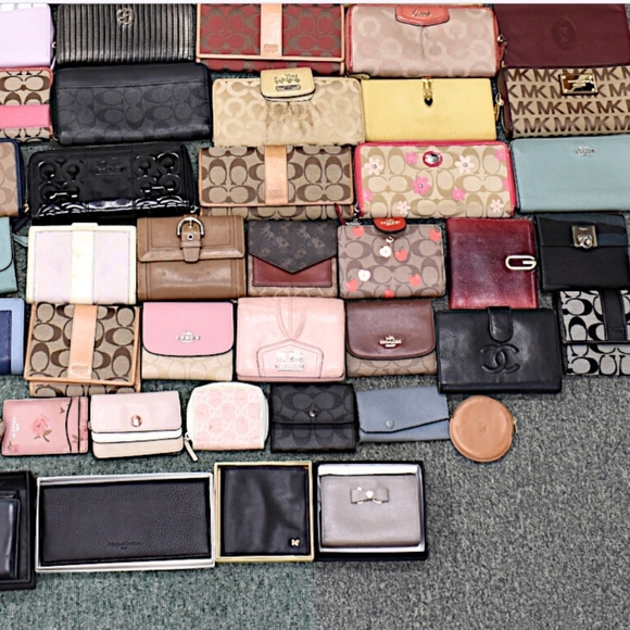 FLYER CREATED FOR A POSH SHOW - Picture 6 of 10